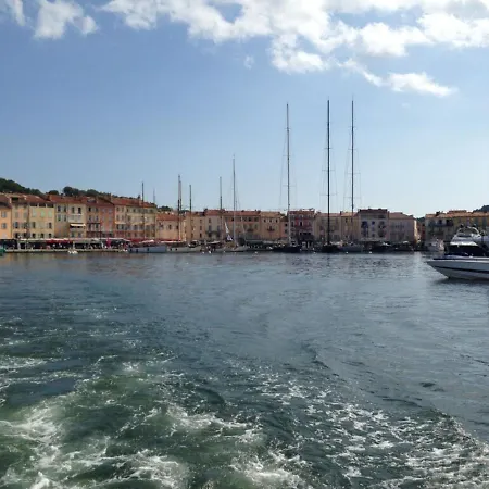 아파트 Les Restanques Du Golfe De Saint Tropez Aussergewoehnlicher Meerblick Wlan